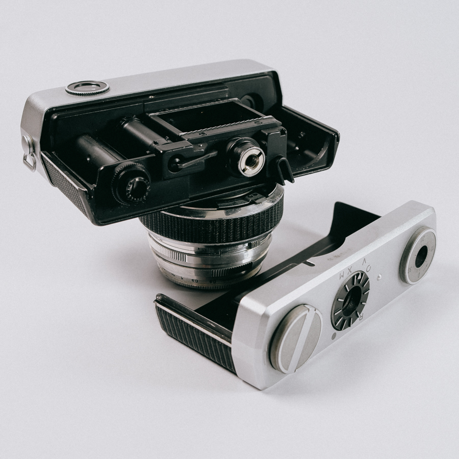 close up shop of the bottom of the camera